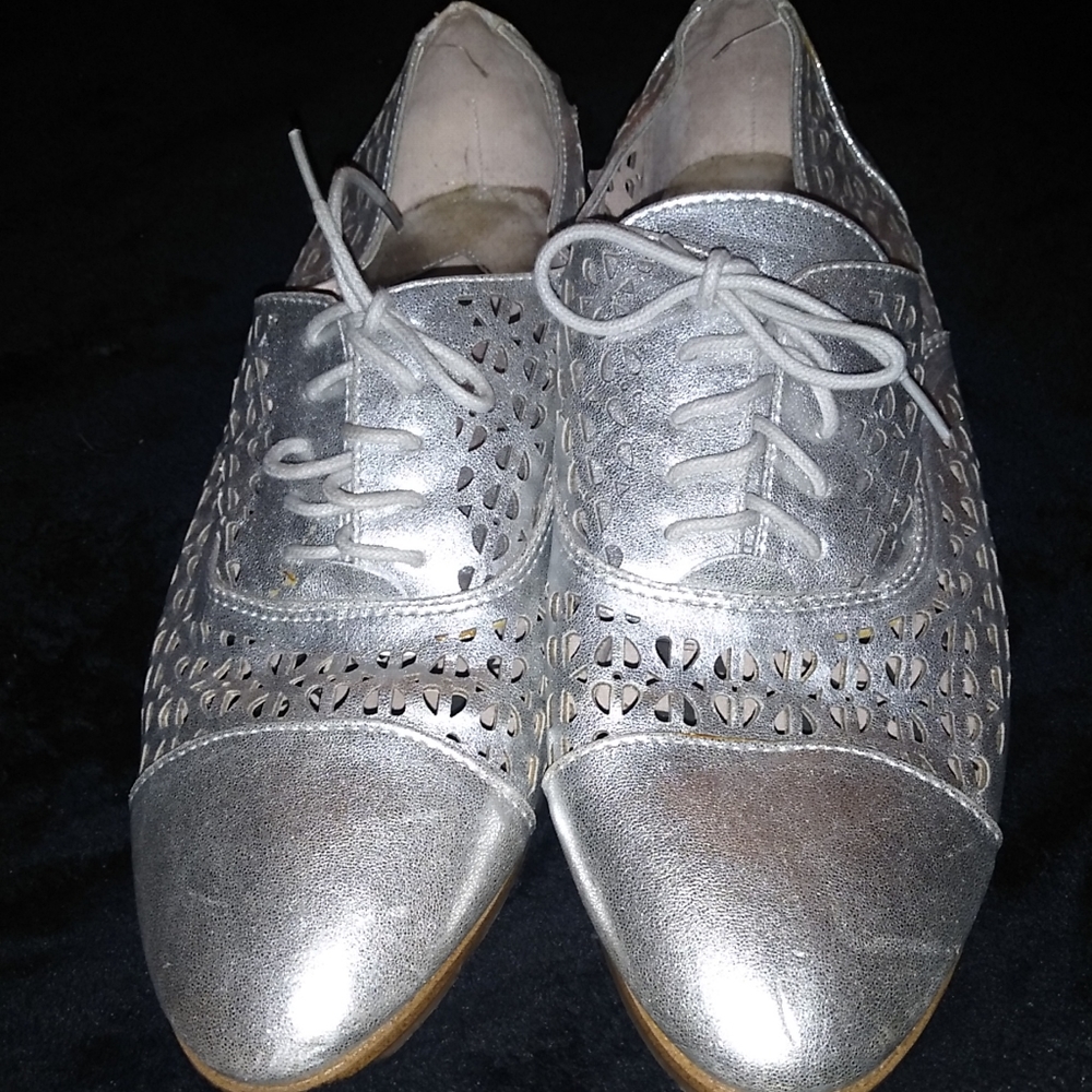 10 Sam & Libby spiffy Oxford's - Picture 2 of 6
